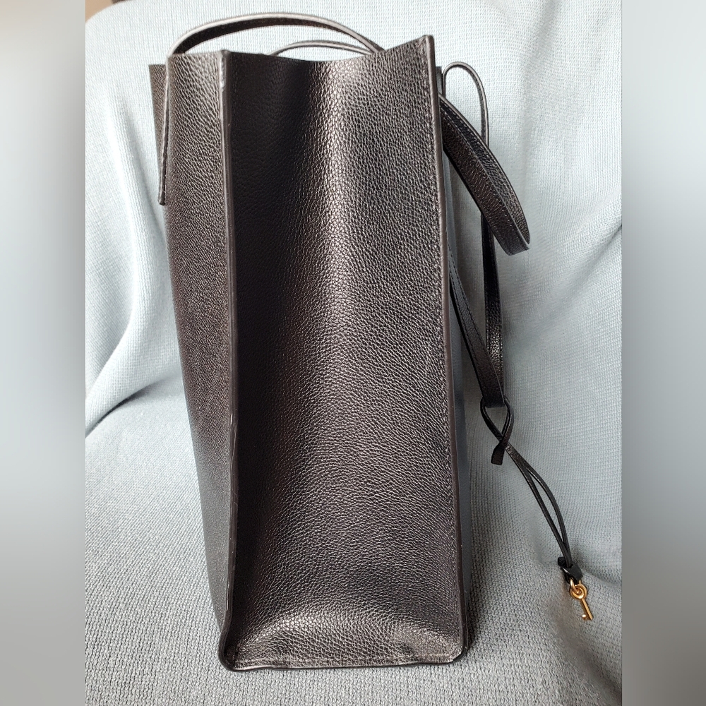 Marc Jacobs Black Leather Tote Sleek Design - Picture 11 of 16